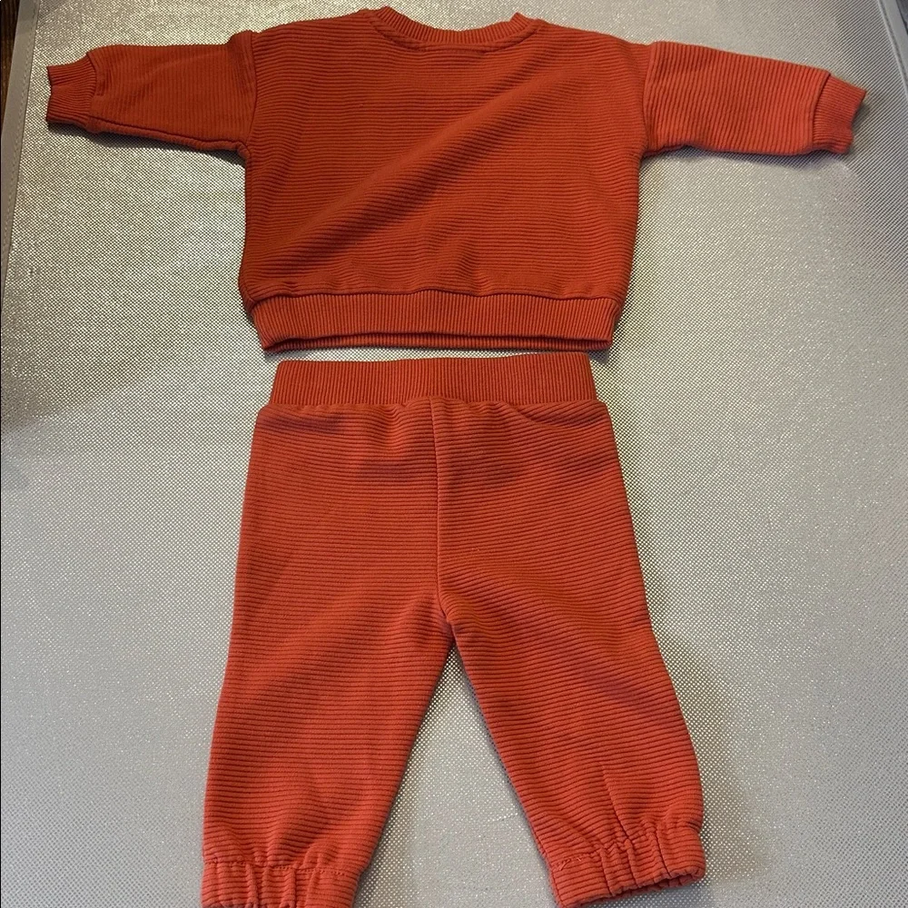 Hogwarts Orange Kids Sweatpants & Joggers Set 0/3 months